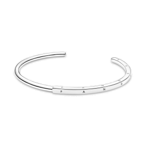 Pulsera Pandora Signature Abierta Rígida Elegante Plata S925